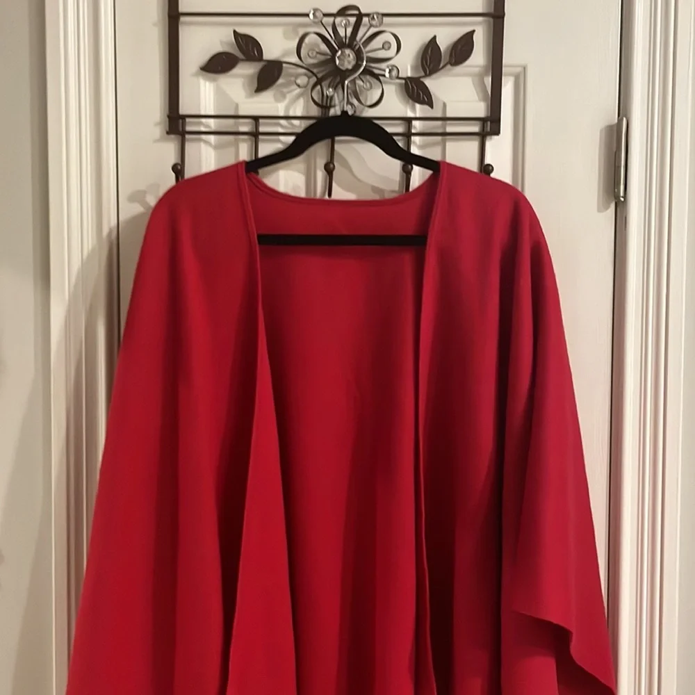 NWT Saks Fifth Avenue Garnet Red Lambswool Wrap